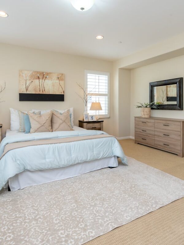 pexels-itsterrymag-2631746